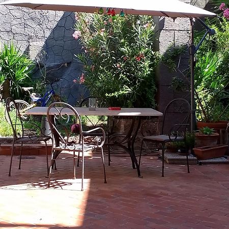 Casa Romeo Villa Adrano Екстериор снимка