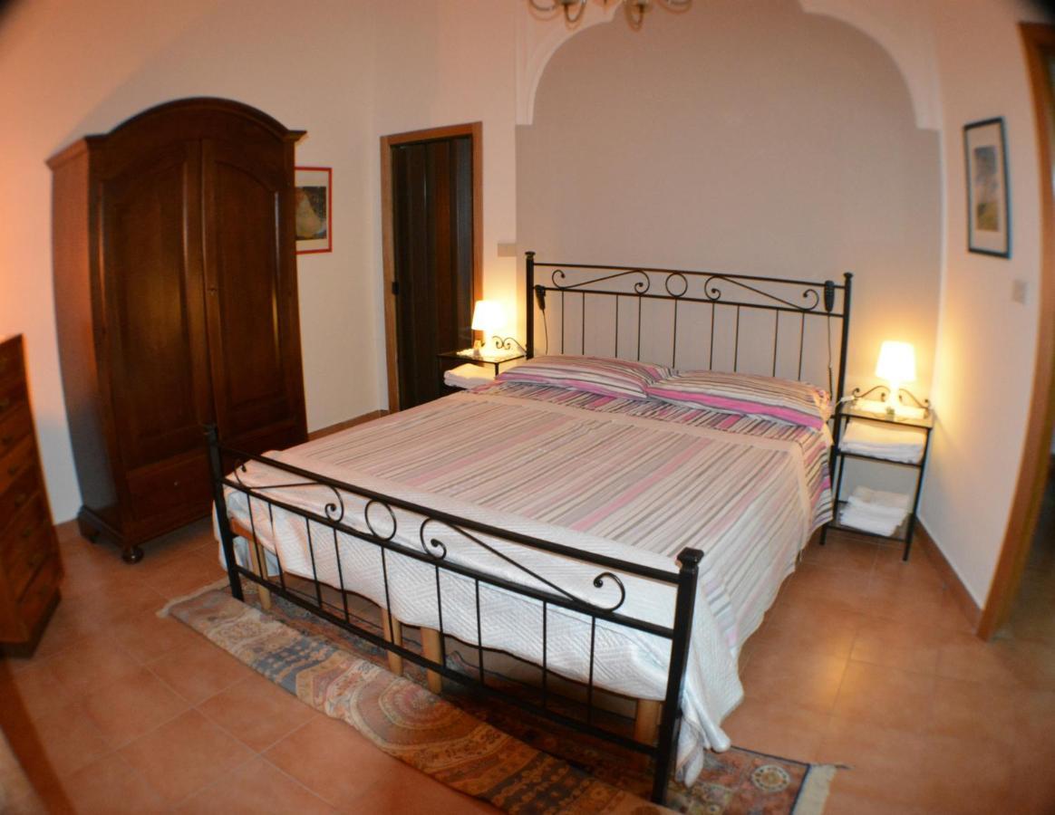 Casa Romeo Villa Adrano Екстериор снимка