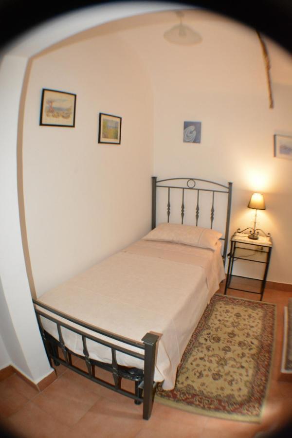 Casa Romeo Villa Adrano Екстериор снимка